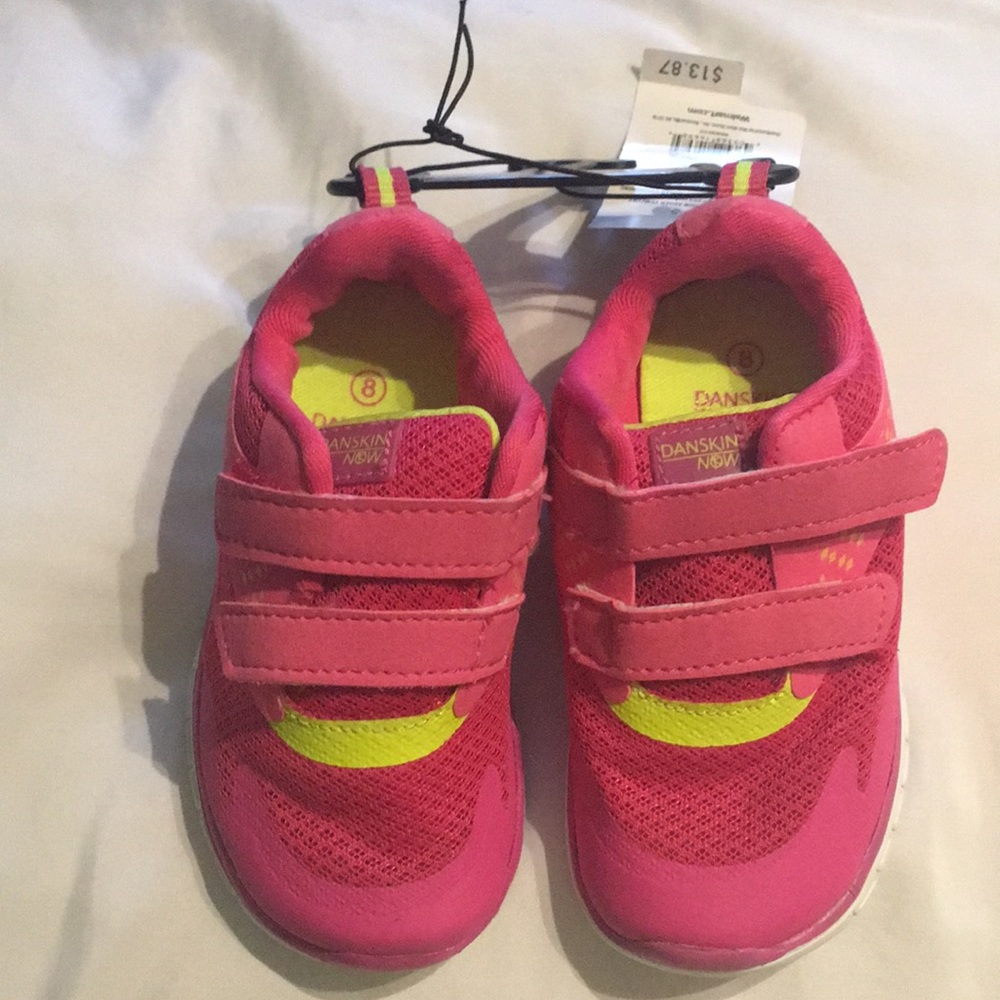 Danskin toddler shoes
